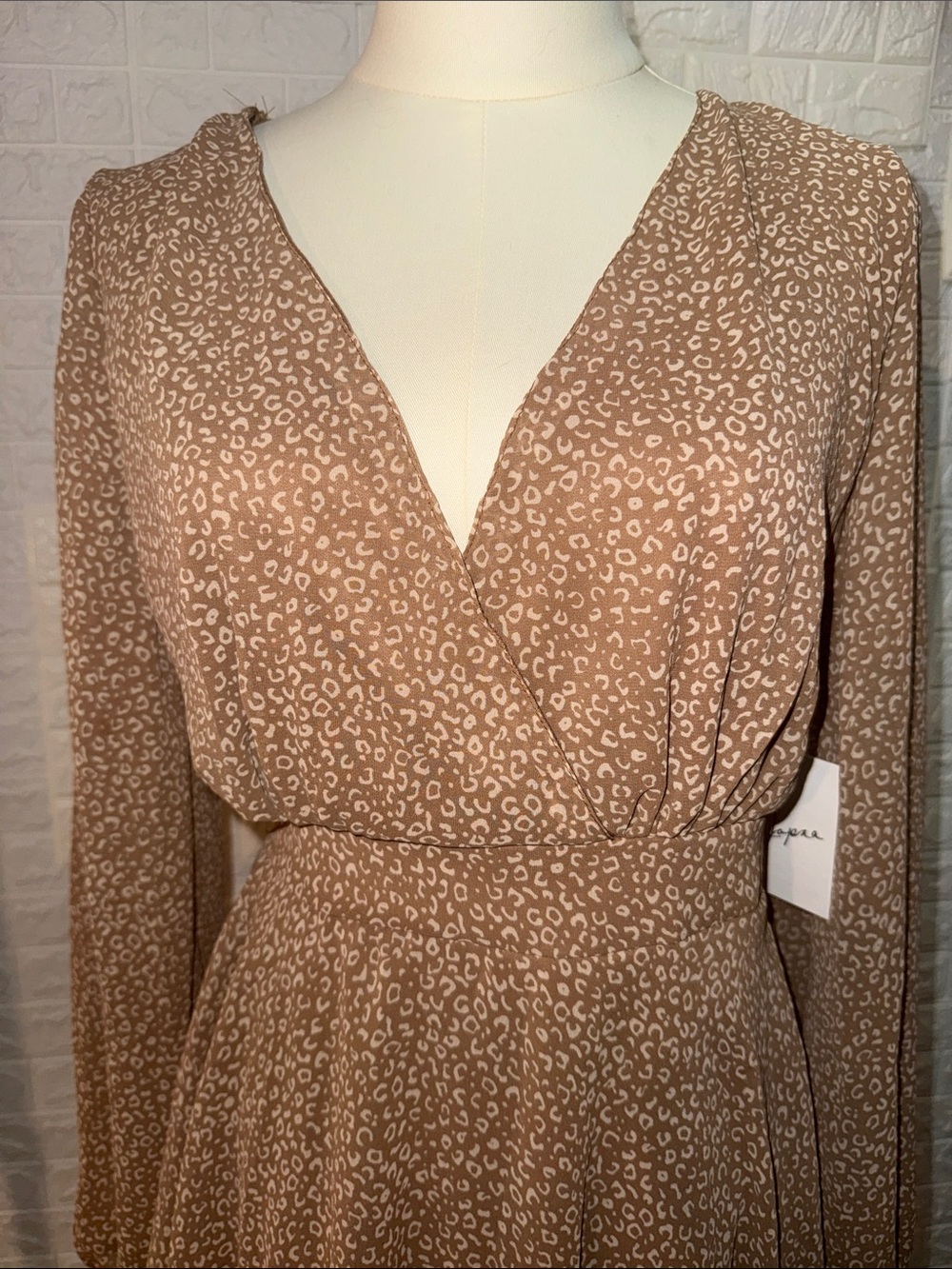 Japna Long Sleeve V-Neck Tiered Taupe Print Dress - Picture 3 of 9